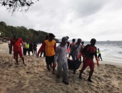 Stasiun Bakamla  Bali Temukan Korban Terperosok  dari Tebing Saat Berfoto