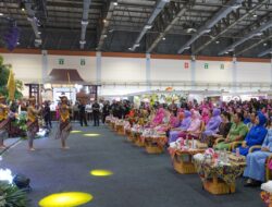Ketua Umum Dharma Pertiwi Hadiri Bazar Bhayangkari 2024