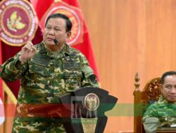 Panglima TNI Makan Malam Bersama Presiden RI di Akmil