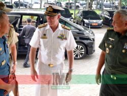 Australian Defence Force Datangi Mabes TNI