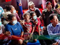 Panglima TNI & Menteri PKP Dampingi Wapres RI Tinjau Pasca Bencana di NTT