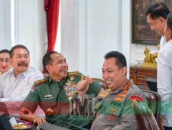 Panglima TNI di Sidang Kabinet Paripurna