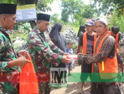 Kodim 0510 Berbagi di Jum’at Berkah