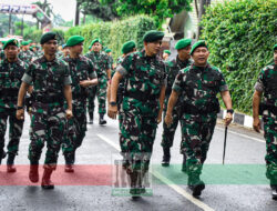 Danyonif 203/ AK Dampingi Pangdam Jaya Saat Upacara Peringatan Hari Juang Infanteri ke – 76