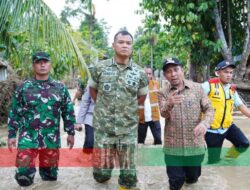 Tinjau Banjir: Wapanglima TNI di Takengon dan Pidie Jaya