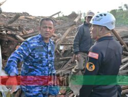 Longsor Cisarua, Danlanud Husein Sastranegara Kerahkan Prajurit