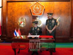 TNI Perkuat Kerja Sama dengan Militer Thailand, Dua Panglima Bertemu